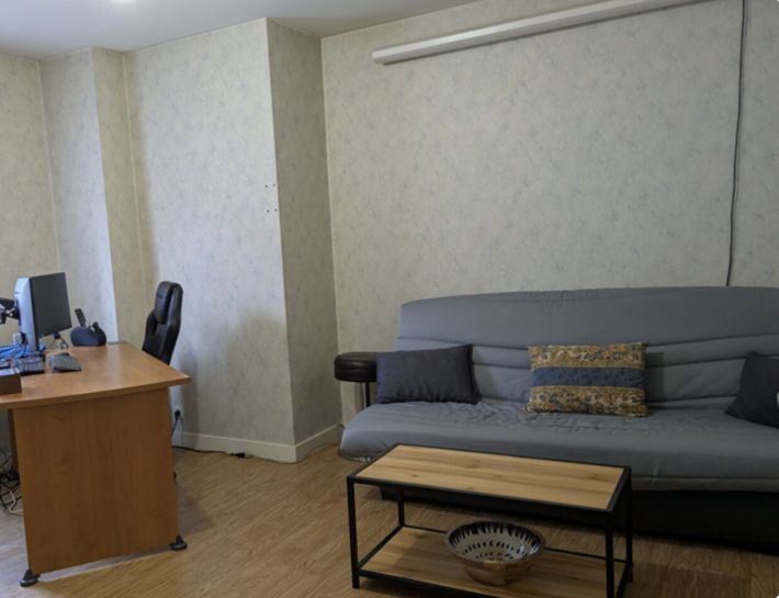 Duplex Apartment in Heart of Town