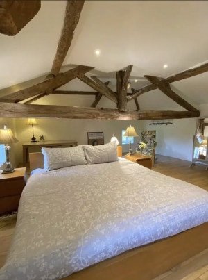 Beautiful Detached House, Heated Pool And Paddock