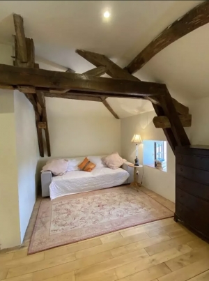 Beautiful Detached House, Heated Pool And Paddock