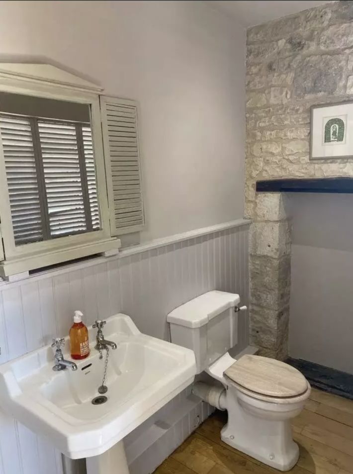Beautiful Detached House, Heated Pool And Paddock