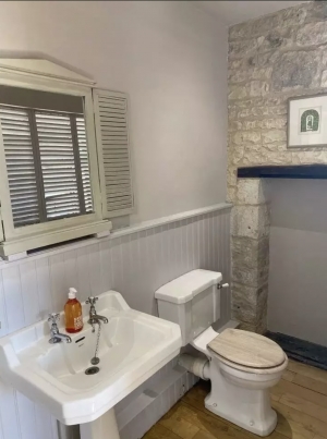 Beautiful Detached House, Heated Pool And Paddock