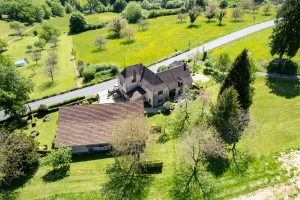 Stunning Period Property with Outbuildings