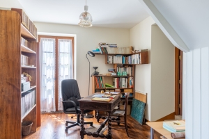 Stunning Period Property with Outbuildings