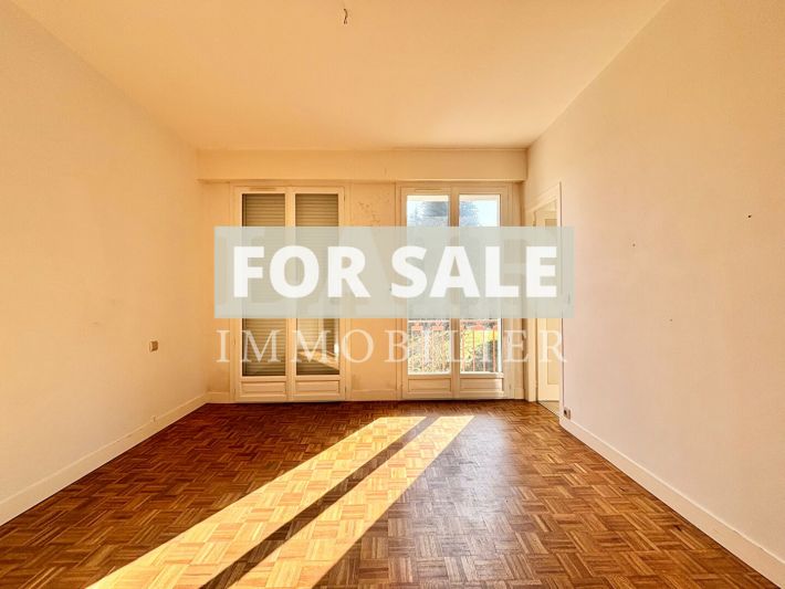 Large Detached House with Lovely Mature Garden