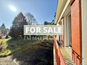 Large Detached House with Lovely Mature Garden