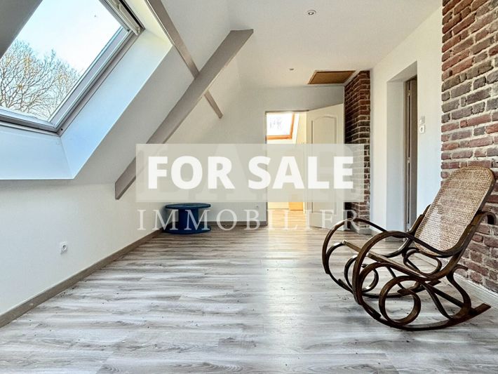 Large Detached House with Lovely Mature Garden