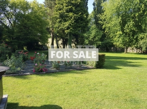 Main House and Guest Cottage, Gite