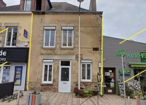 Town House with Courtyard
