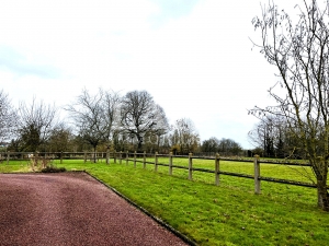 Detached Country House with Outbuilding