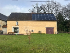 Detached Country House with Outbuilding