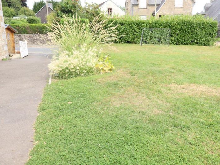 Manor House Style Property with Lovely Garden