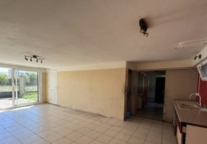 Detached House with Garden