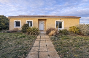 Superb Single Storey Detached Villa