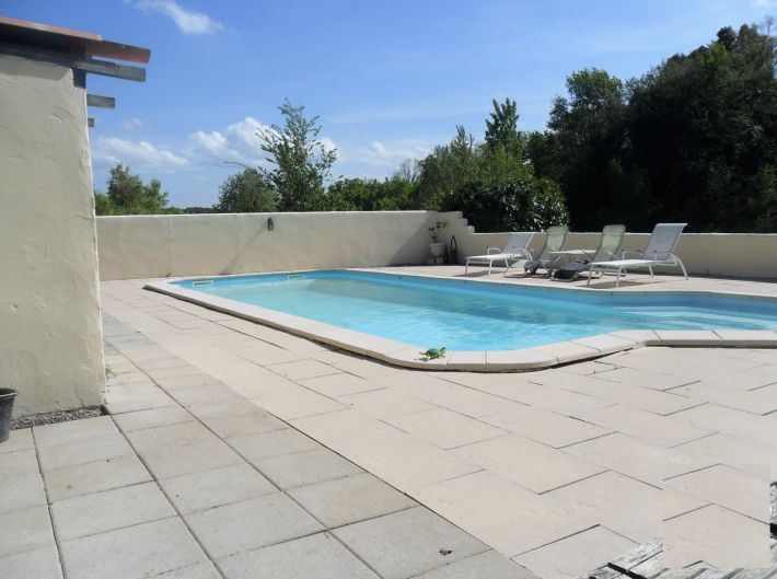 Villa with Pool in Green Peaceful Environment