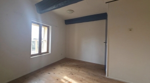 Villa with Pool in Green Peaceful Environment