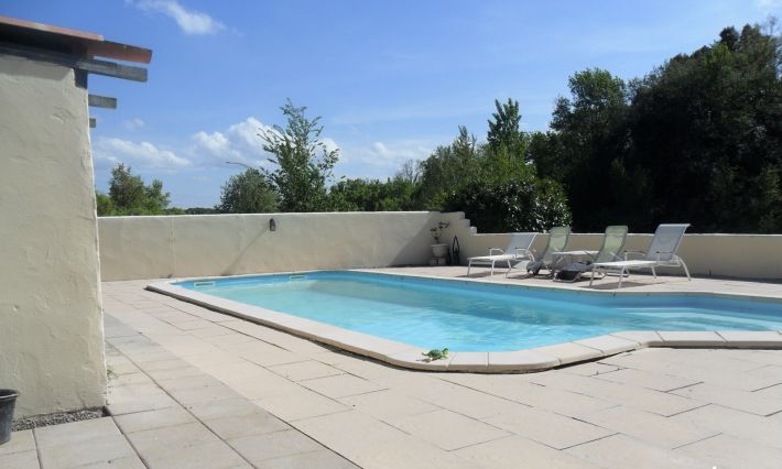 Villa with Pool in Green Peaceful Environment