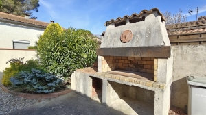 Detached Villa with Garden, Nice Family Home