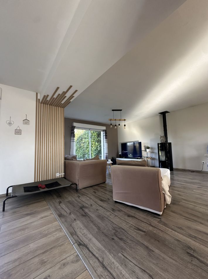 Detached House with Mature Garden