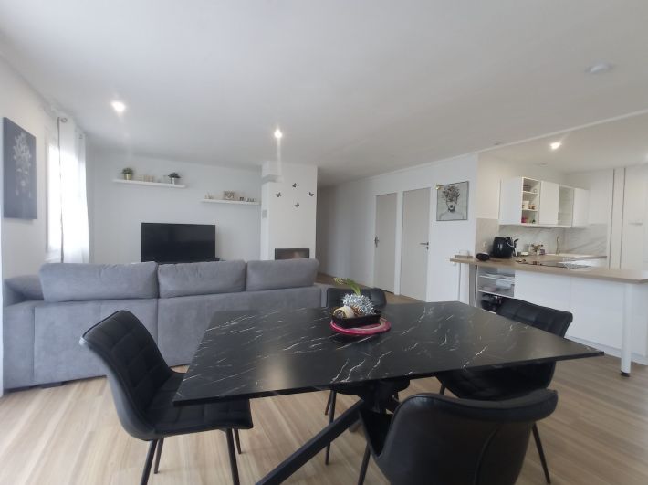 Detached Country House with Garden