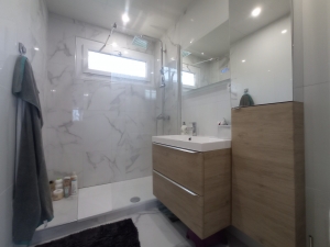 Detached Country House with Garden