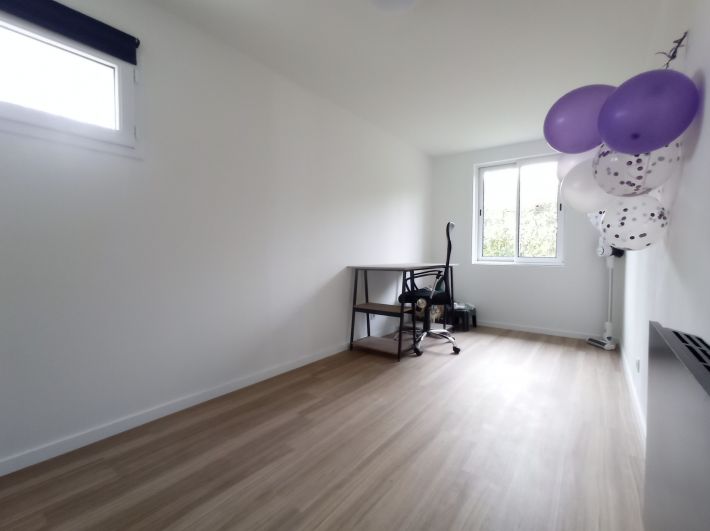 Detached Country House with Garden