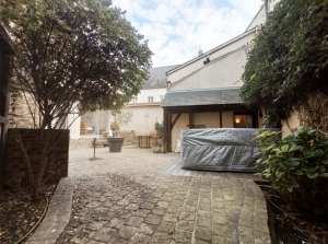 Charming House with Guest Gite House