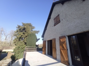 Beautiful Detached House with Garden