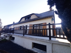 Beautiful Detached House with Garden