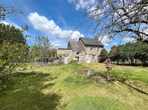 Detached Country House with Large Garden