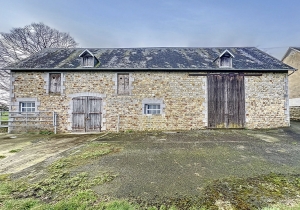 Vast Outbuildings to Develop in the Countryside