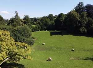 Detached Country House with Outbuilding