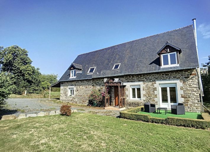 Detached Country House with Open Views