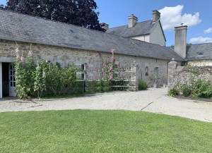 Manor House with Pool and Parkland Gardens