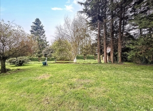 Detached Country House with Outbuilding