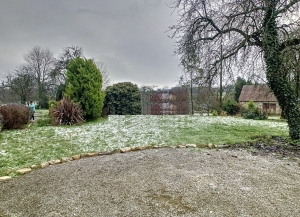 Detached Country House with Open View