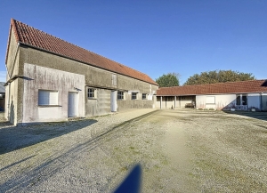 Detached House with Beautiful Garden