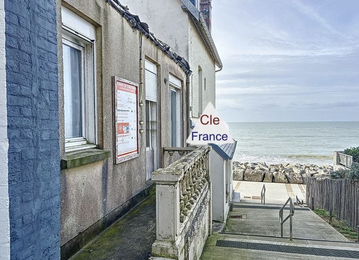 Sea Front House to Renovate with Sea View