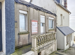 Sea Front House to Renovate with Sea View