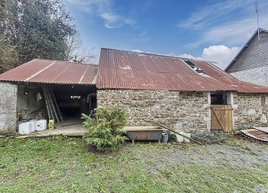 Country House with Two Guest Gites