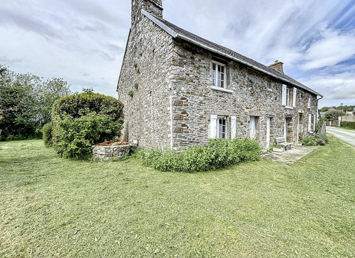 Large Detached House with Lovely Garden