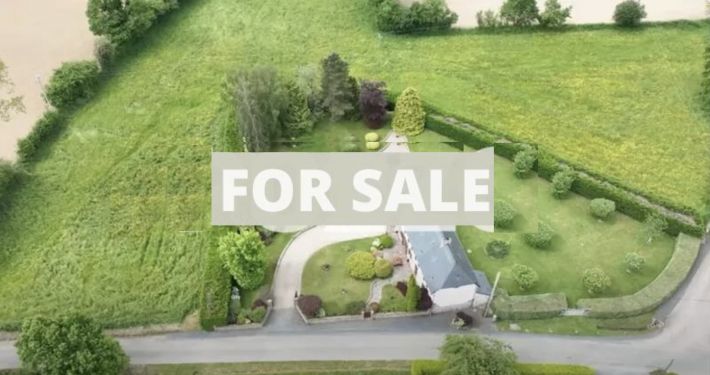 Detached House with Landscaped Garden