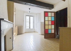 Lovely Town House with Garden Opposite the Chateau