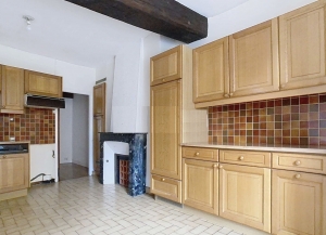 Lovely Town House with Garden Opposite the Chateau