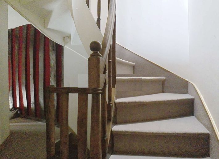 Lovely Town House with Garden Opposite the Chateau