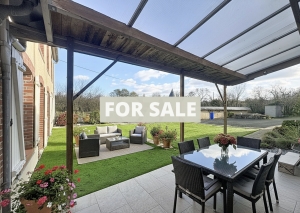 Detached Country House with Outbuildings