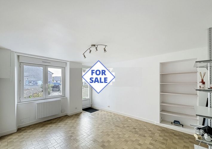 Lovely House and Garden Close to the Coast