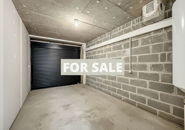 Traditional House with Garden by the Coast