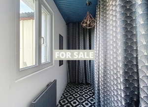 Detached House with Garden by the Coast