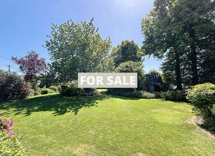 Detached House with Landscaped Garden