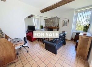 Detached House with Landscaped Garden